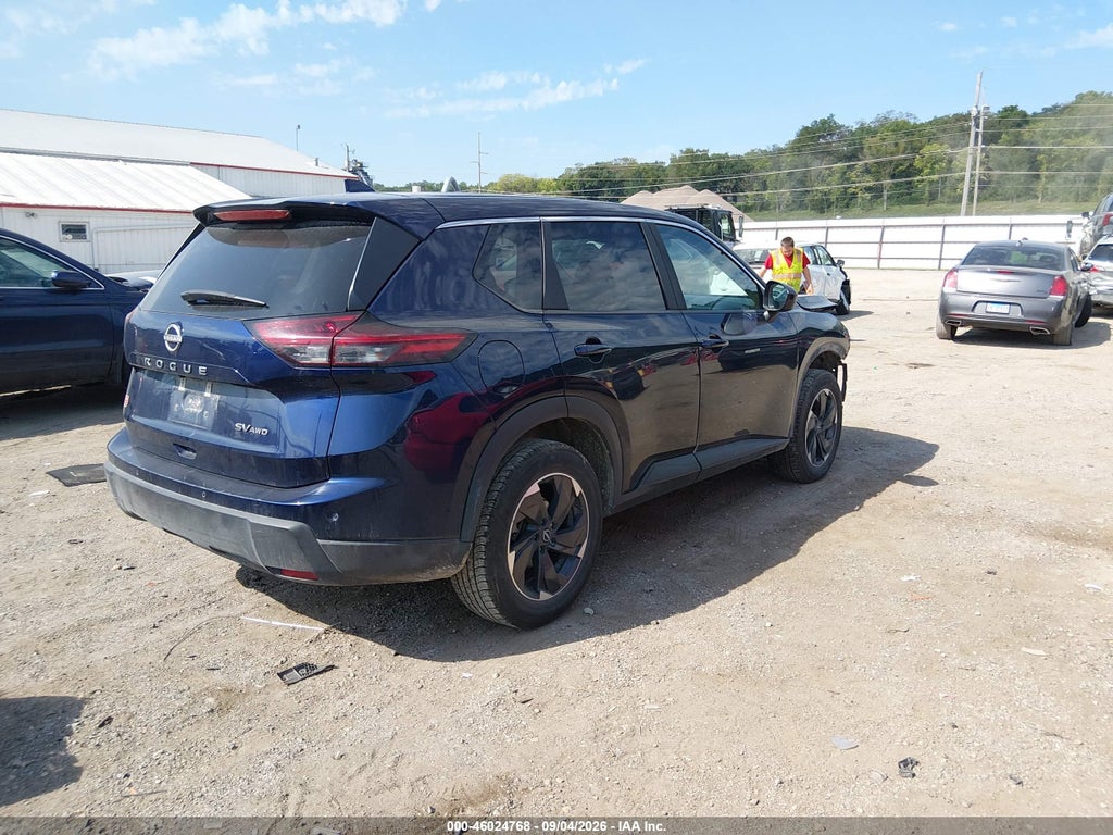 2024 Nissan Rogue SV Intelligent AWD photo 4