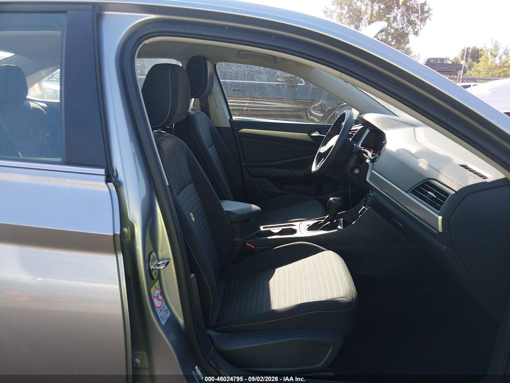 2023 Volkswagen Jetta 1.5T S photo 5