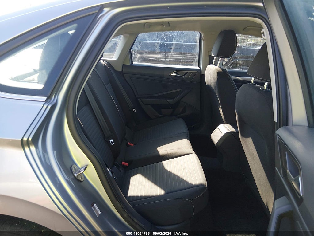 2023 Volkswagen Jetta 1.5T S photo 8
