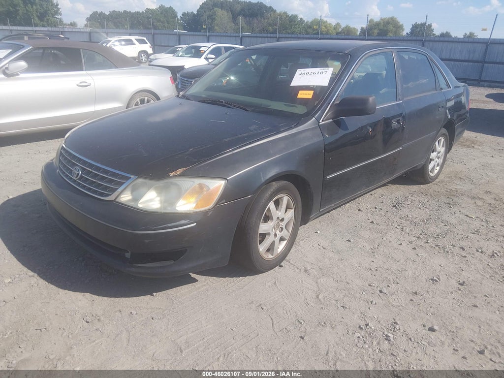 2003 Toyota Avalon XL photo 2