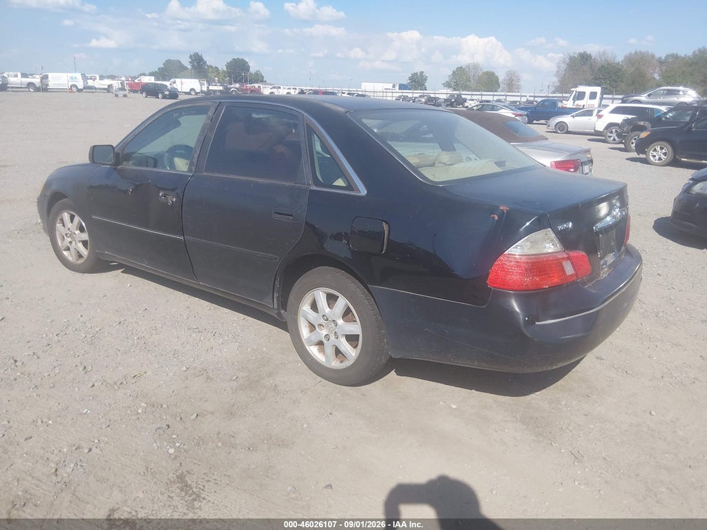 2003 Toyota Avalon XL photo 3