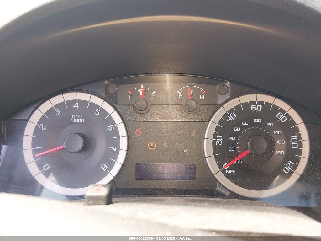 2010 Ford Escape XLT photo 7