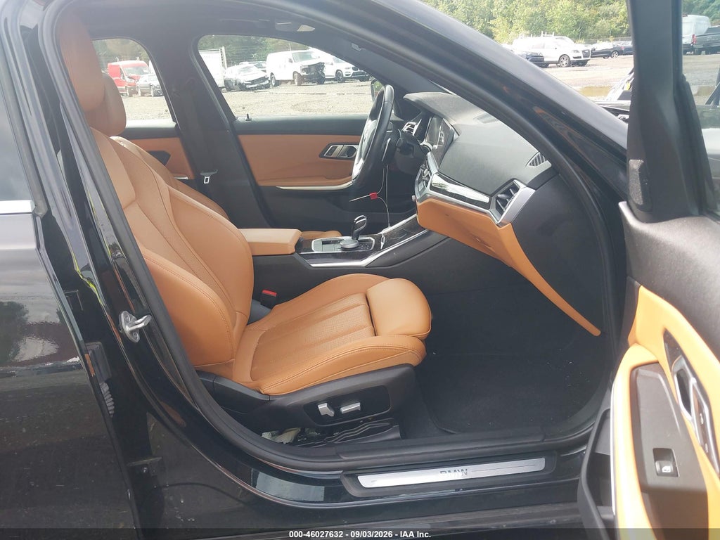 2022 BMW 330I Xdrive photo 5