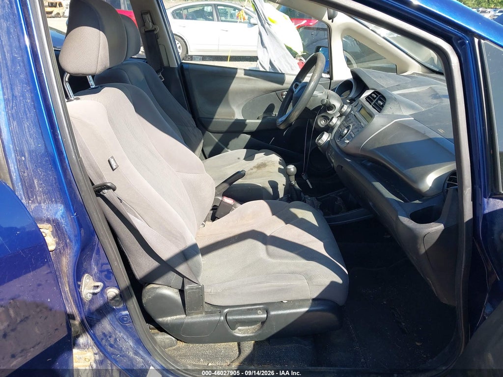 2013 Honda Fit photo 5