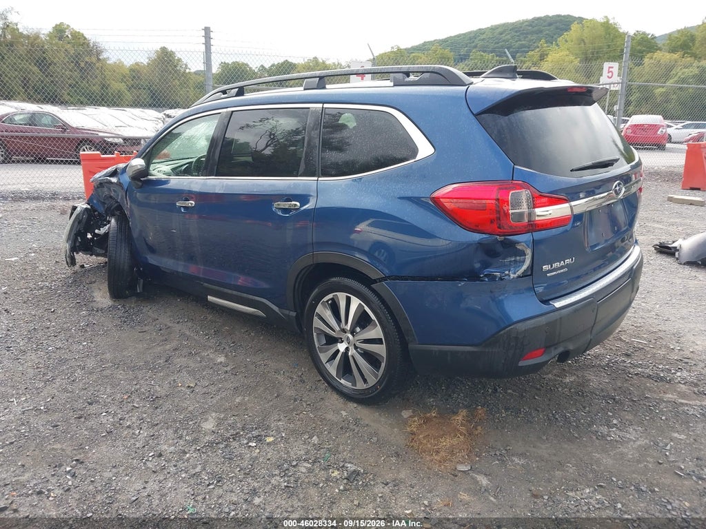2022 Subaru Ascent Touring photo 3
