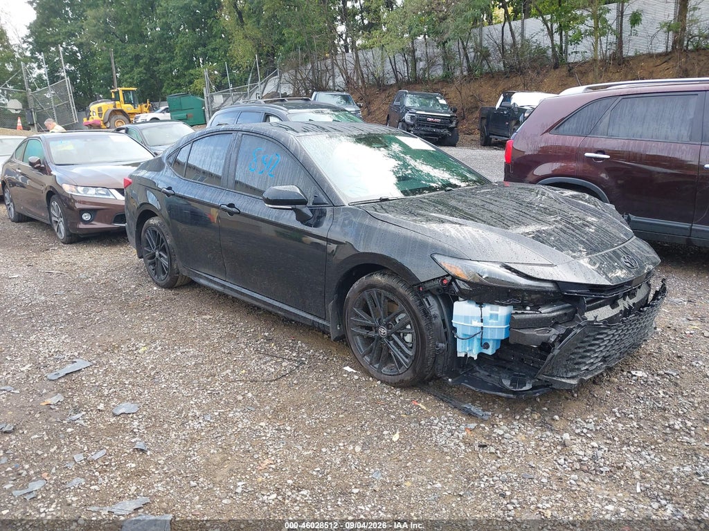 TOYOTA CAMRY 2026