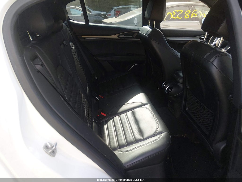 2019 Alfa Romeo Stelvio TI Sport AWD photo 8