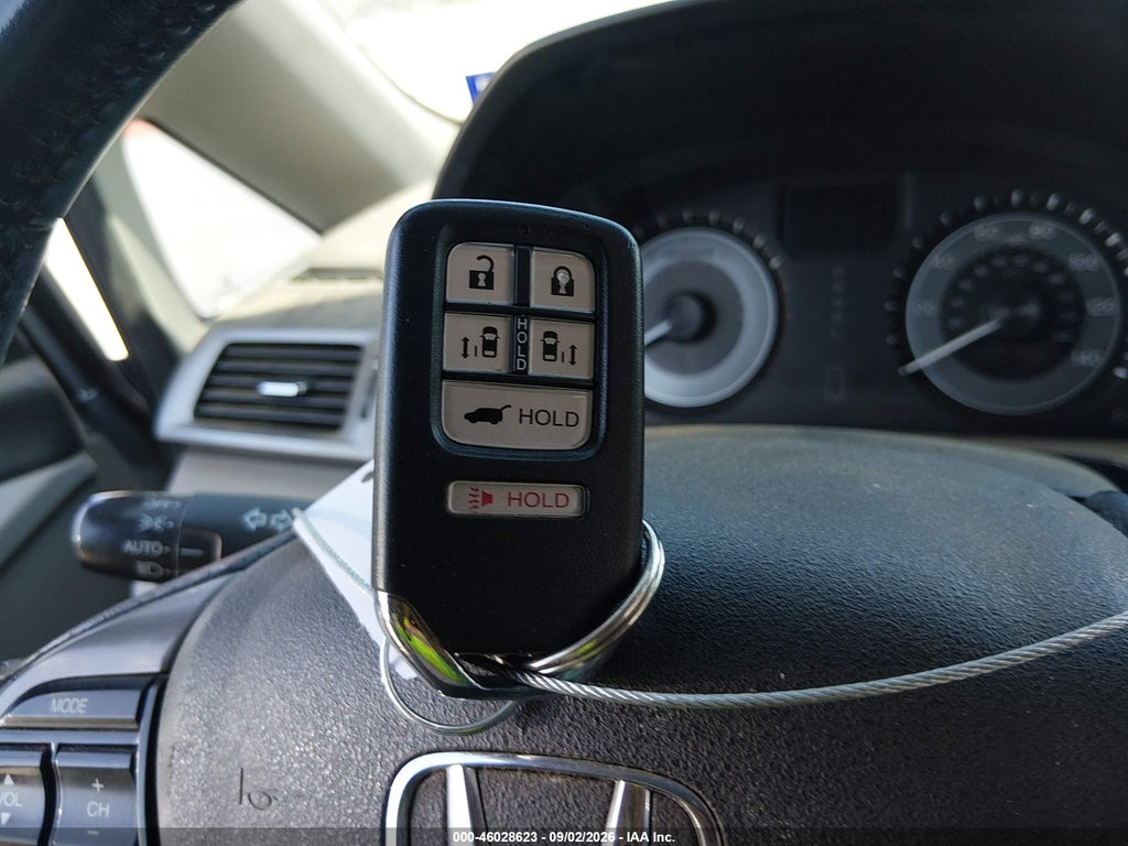 2017 Honda Odyssey EX-L photo 11