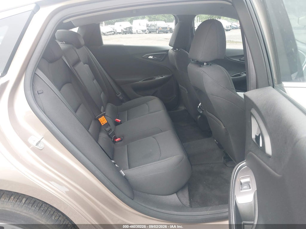 2018 Chevrolet Malibu LT photo 8