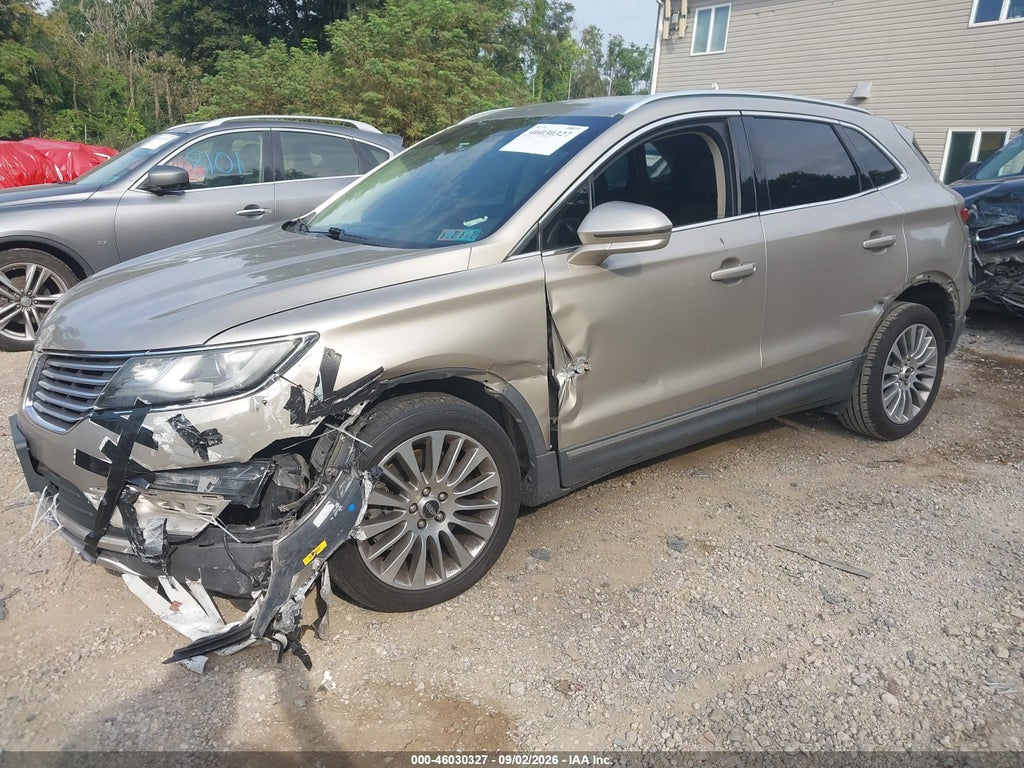 2015 Lincoln MKC photo 2