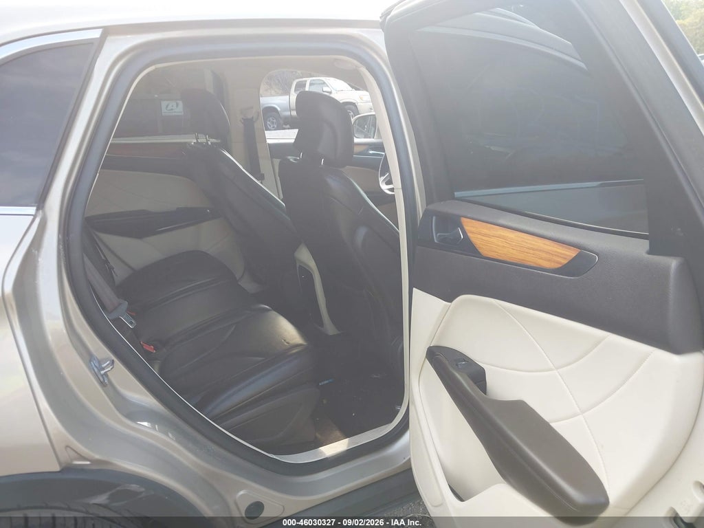 2015 Lincoln MKC photo 8