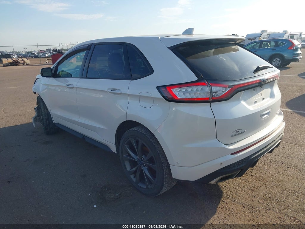2017 Ford Edge Sport photo 3