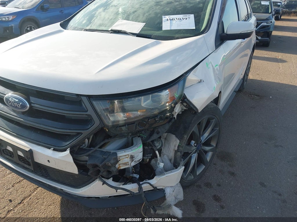 2017 Ford Edge Sport photo 6