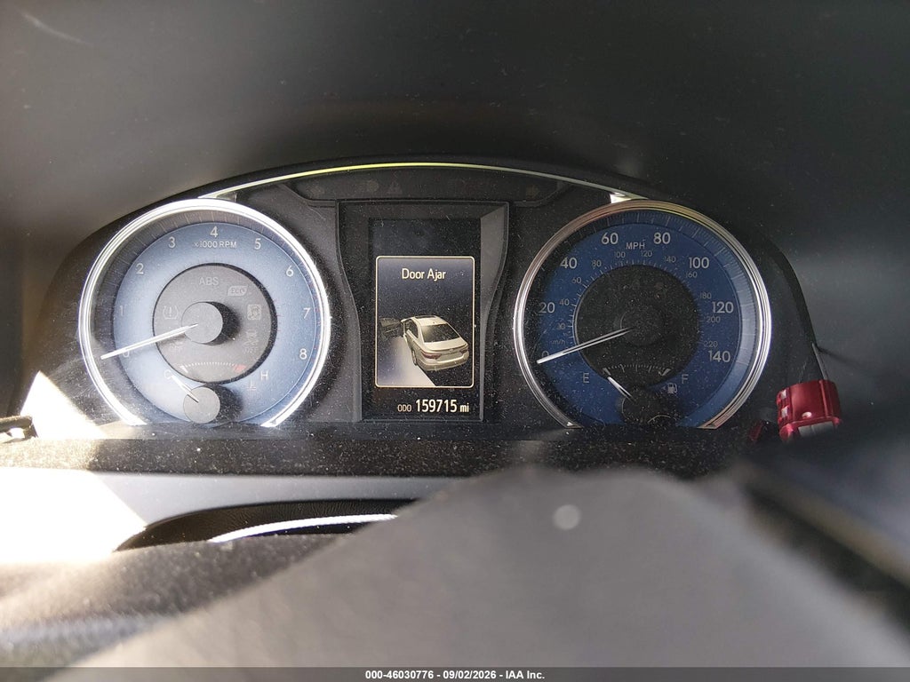 2016 Toyota Camry LE photo 7