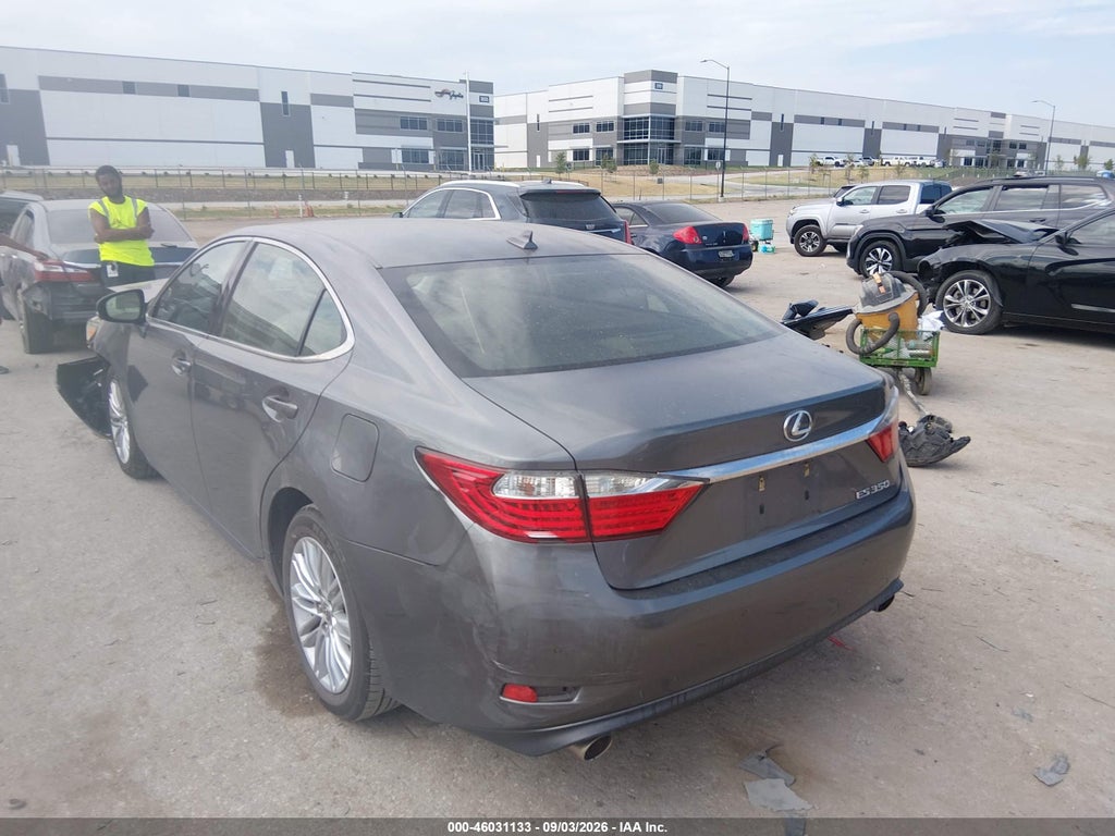 2013 Lexus ES 350 photo 3