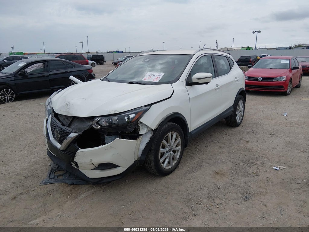 2022 Nissan Rogue Sport SV FWD Xtronic CVT photo 2