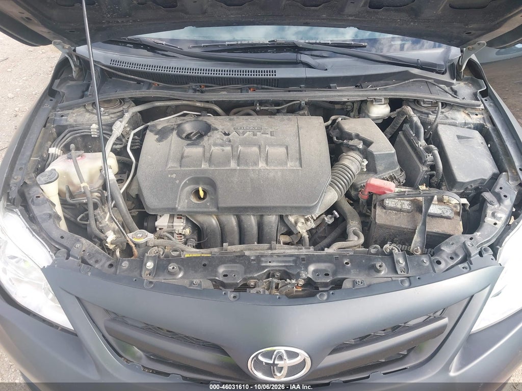 2013 Toyota Corolla S photo 10