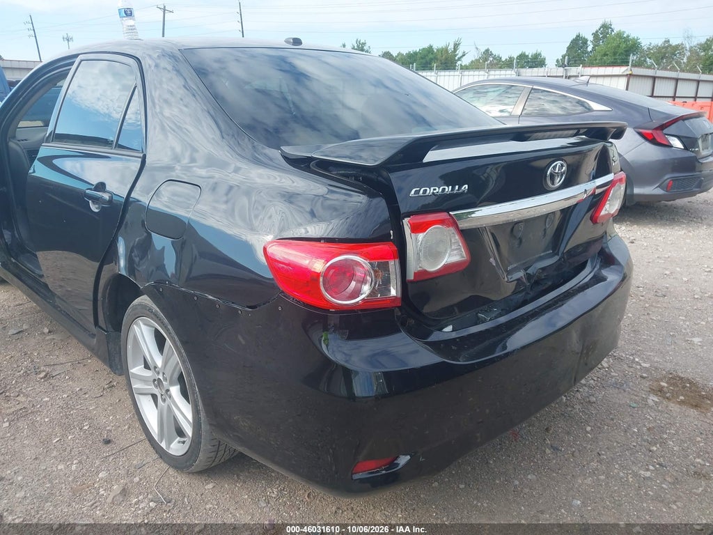 2013 Toyota Corolla S photo 6