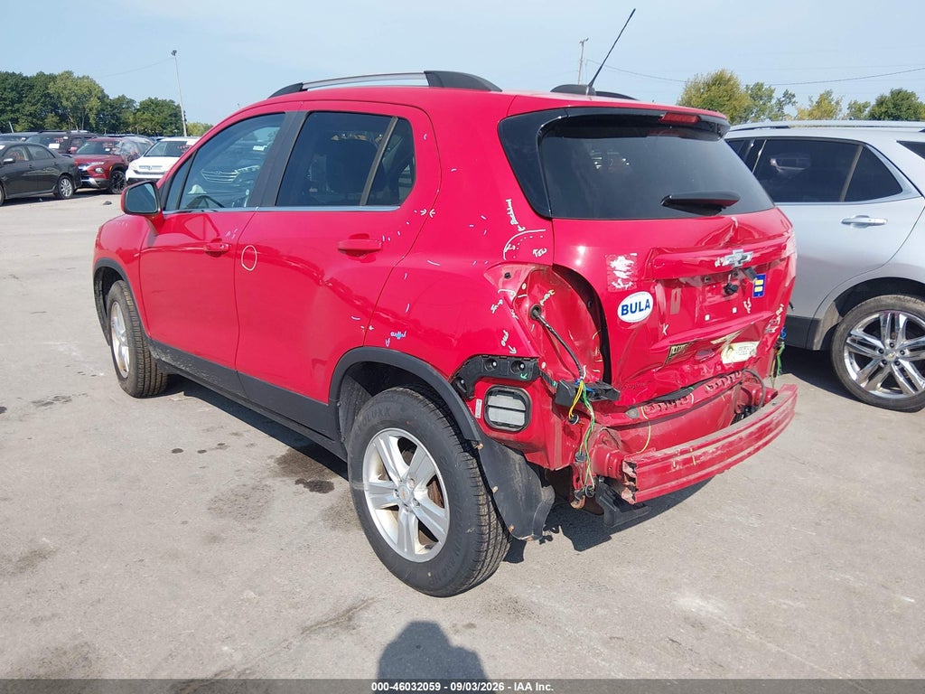 2016 Chevrolet Trax LT photo 3