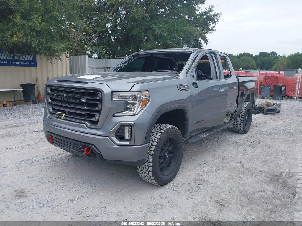 2021 GMC Sierra 1500 4WD Short Box AT4 photo 2