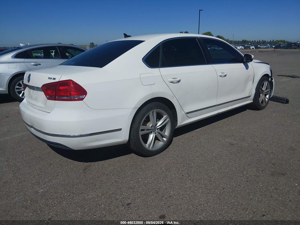 2015 Volkswagen Passat 2.0L TDI SE photo 4
