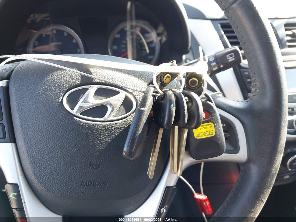 2013 Hyundai Accent SE photo 11
