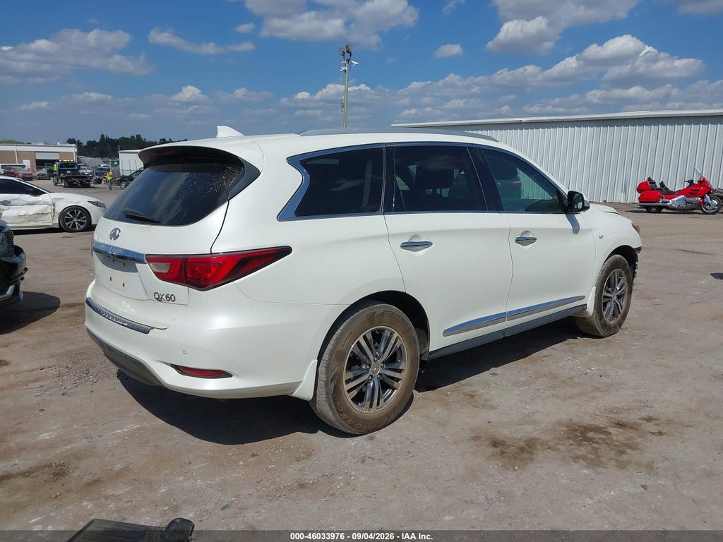 2017 Infiniti QX60 photo 4