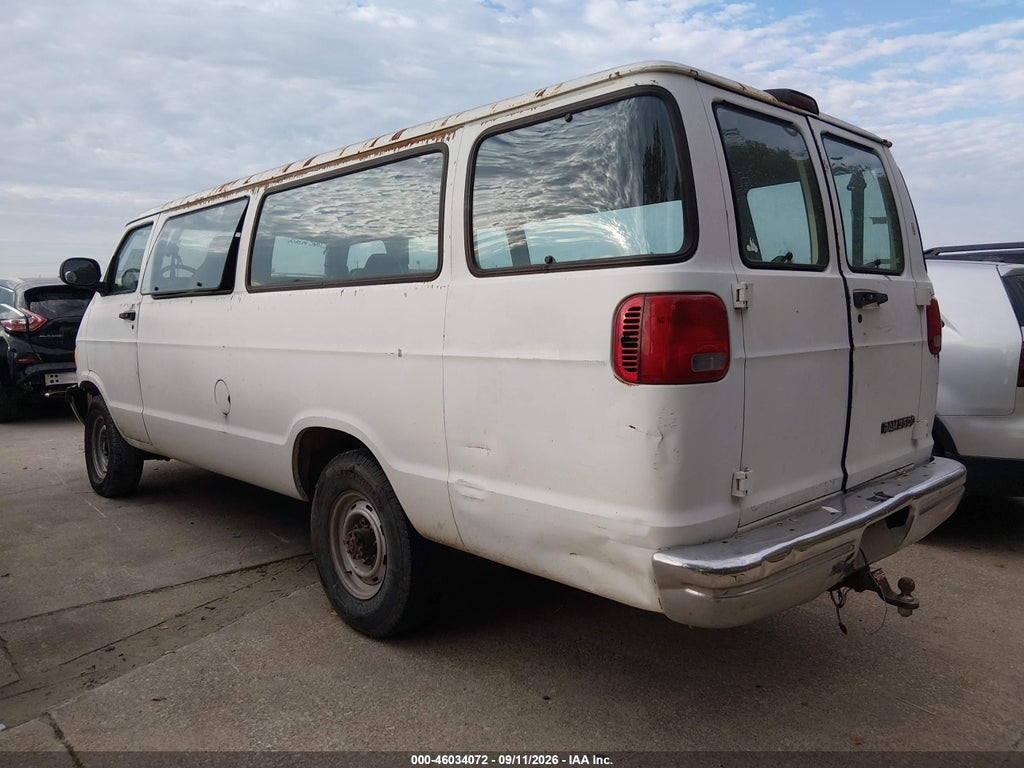 1998 Dodge RAM Wagon 3500 Value photo 3