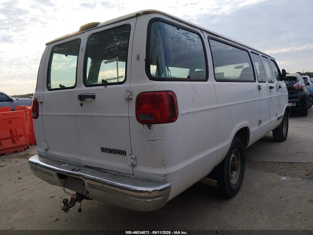 1998 Dodge RAM Wagon 3500 Value photo 4