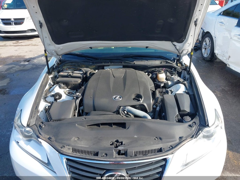 2014 Lexus IS 250 photo 10