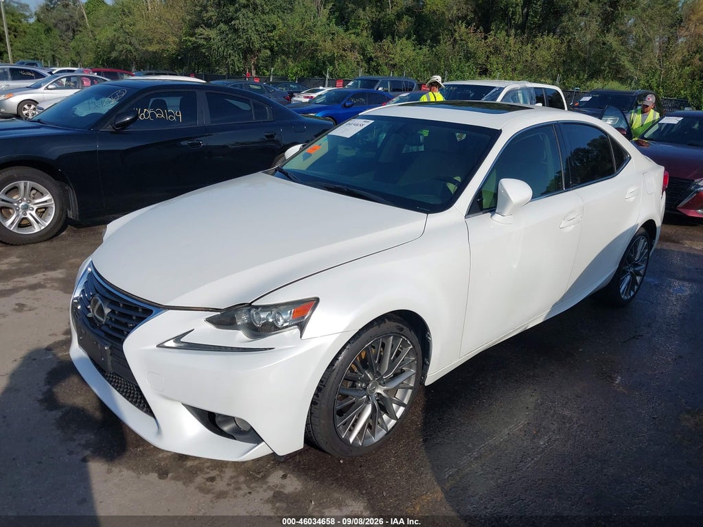 2014 Lexus IS 250 photo 2