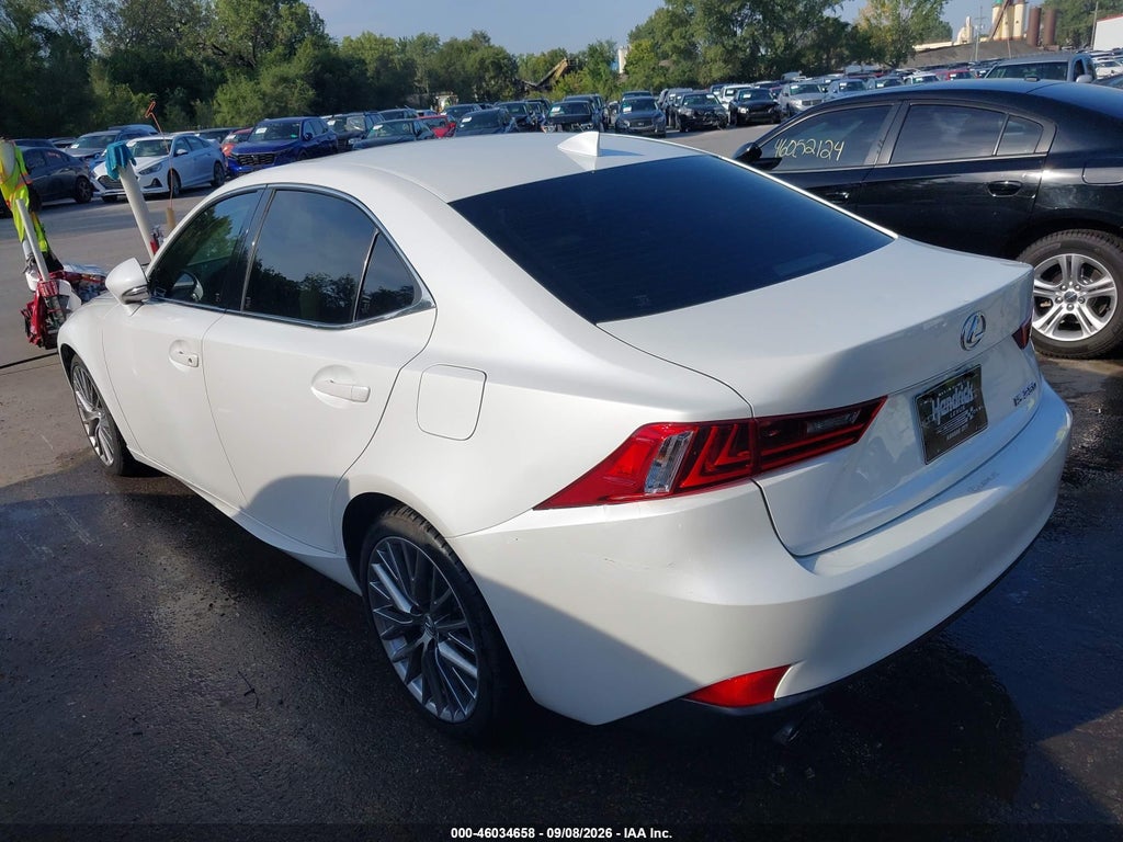 2014 Lexus IS 250 photo 3
