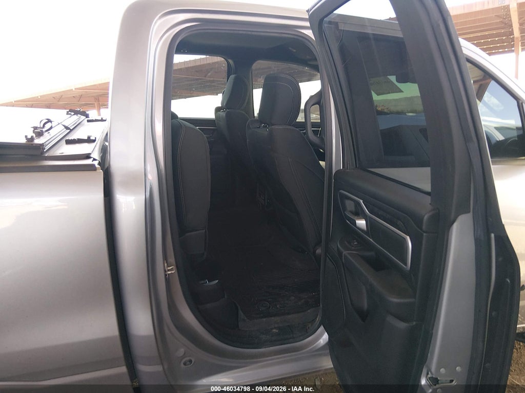 2022 Ram 1500 BIG Horn 4X4 6'4 Box photo 8