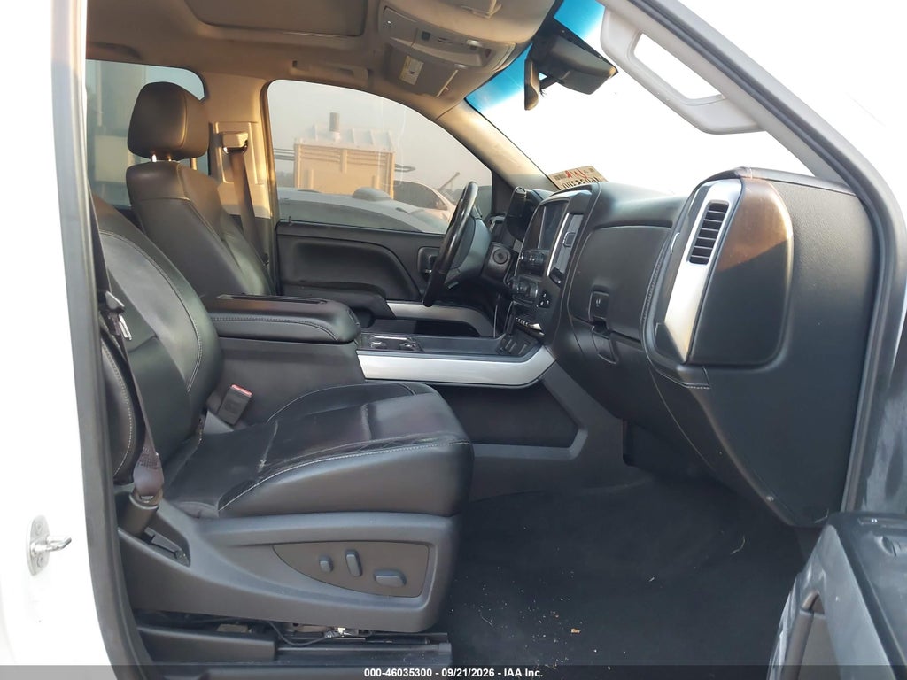 2017 Chevrolet Silverado 1500 LTZ photo 5