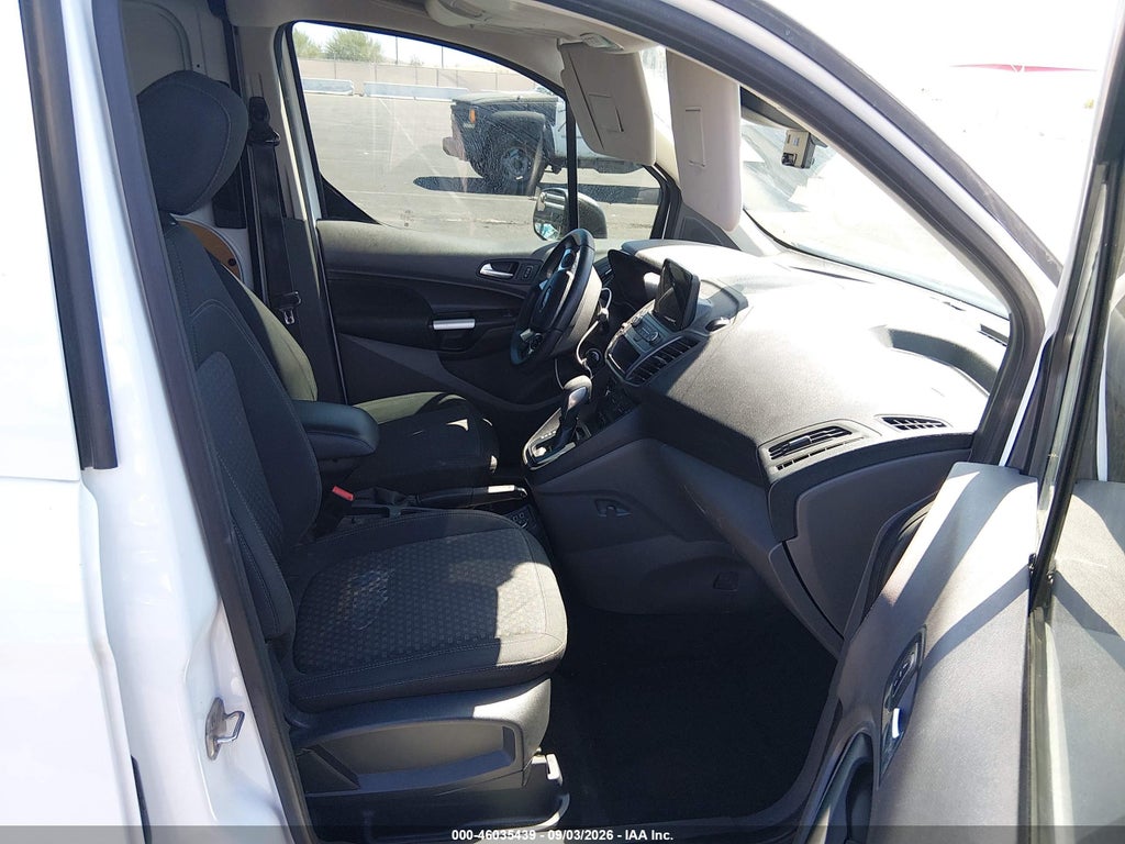 2019 Ford Transit Connect XLT photo 5