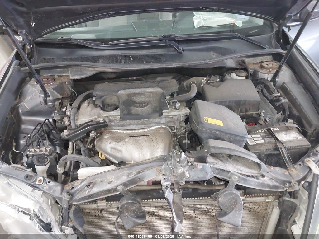 2014 Toyota Camry LE photo 10