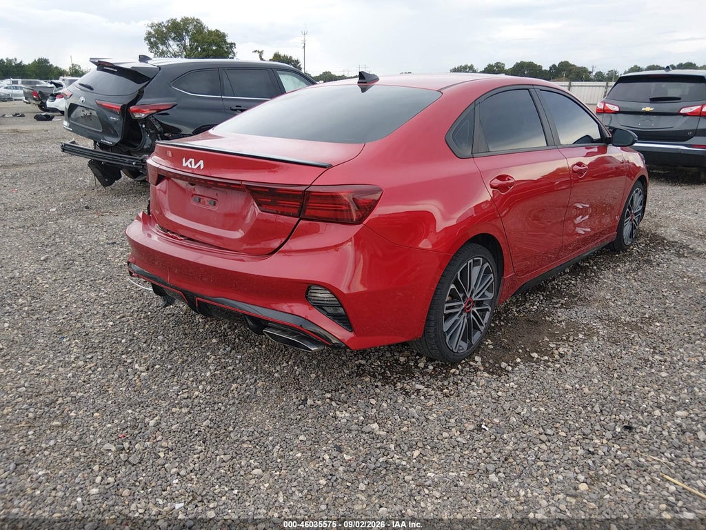 2022 Kia Forte GT photo 4