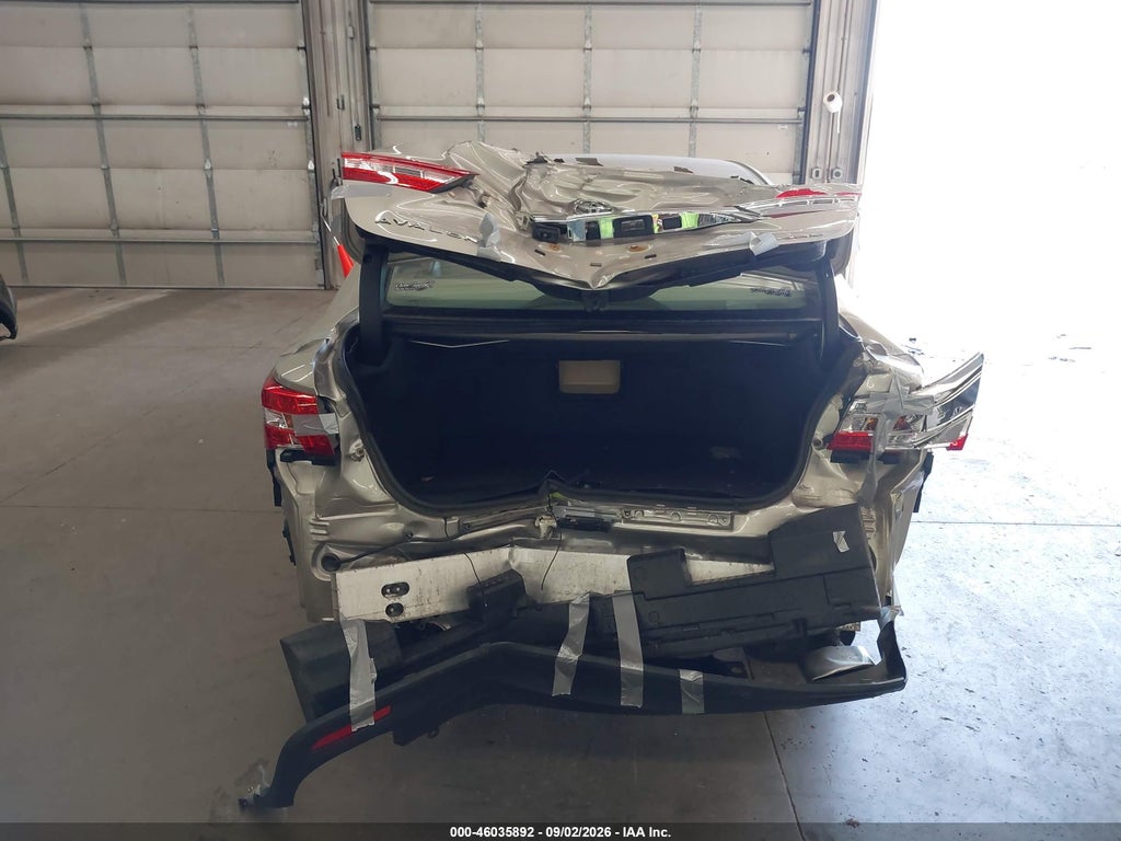 2014 Toyota Avalon XLE Premium photo 6