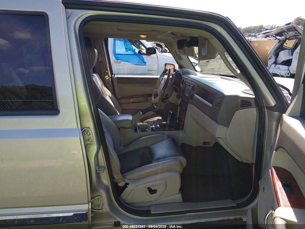 2008 Jeep Commander Overland photo 5