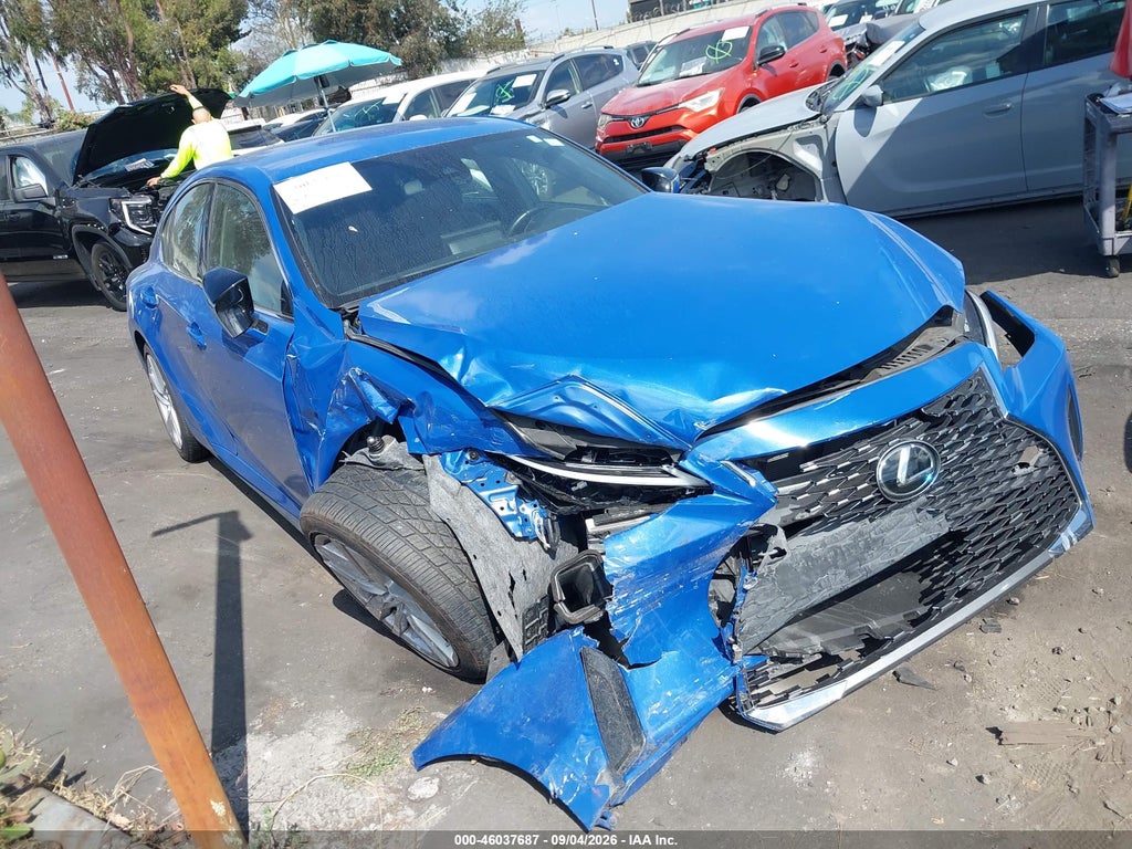 LEXUS IS 300 2022