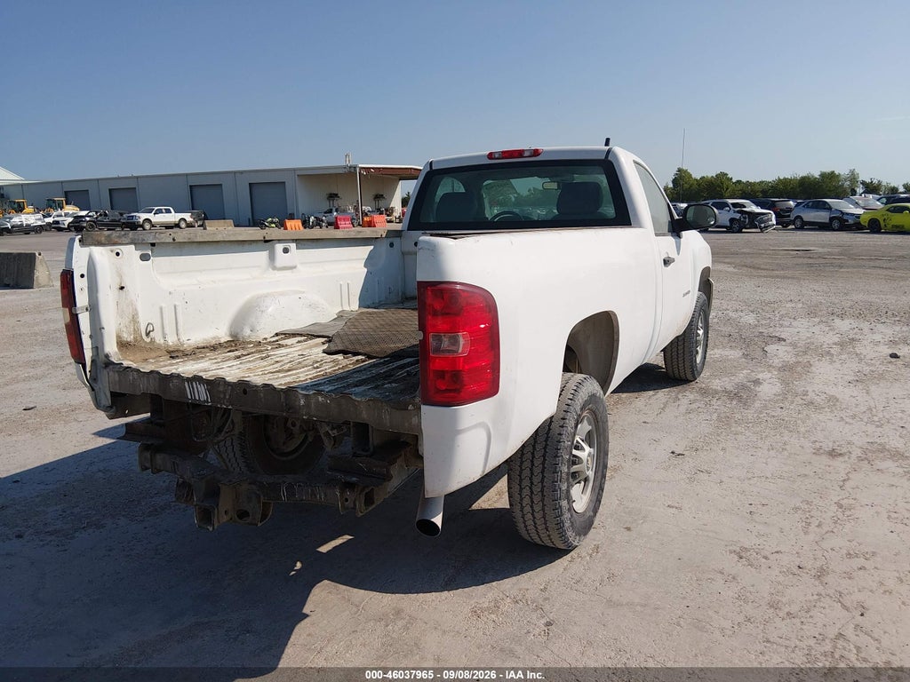 2011 Chevrolet Silverado 2500HD Work Truck photo 4