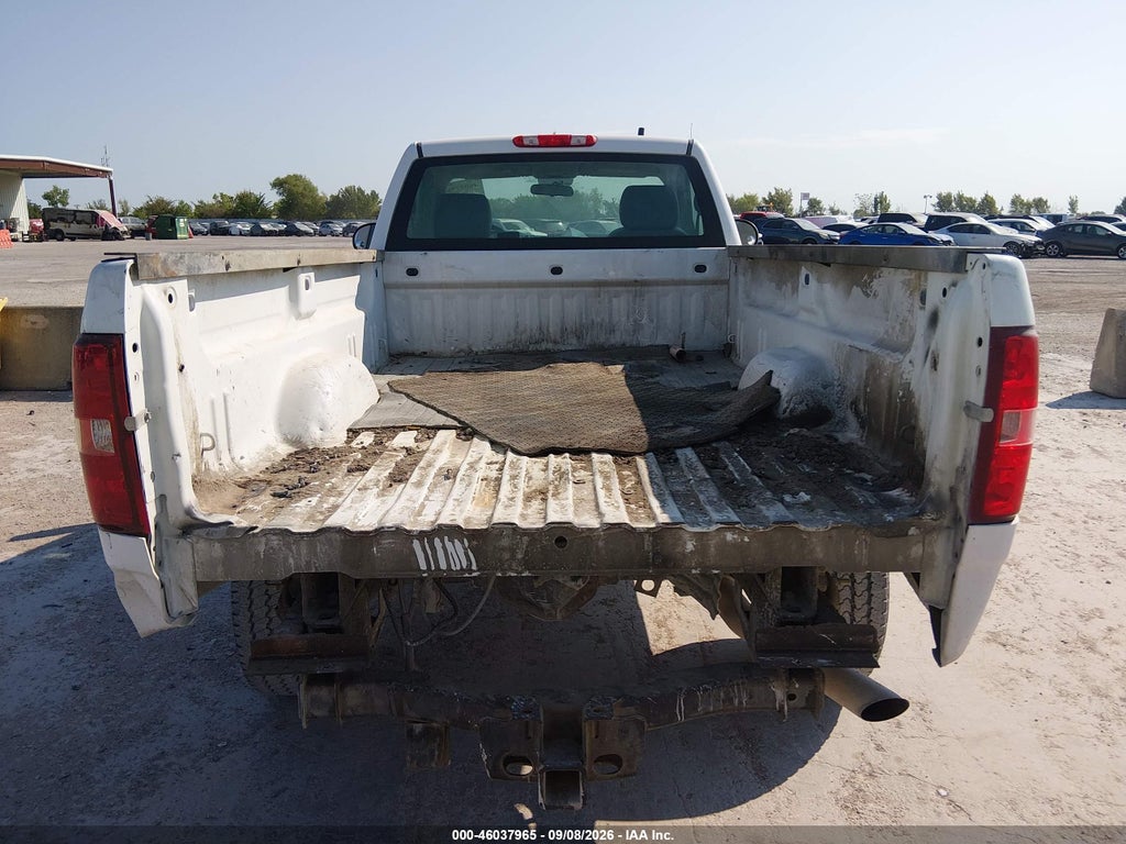 2011 Chevrolet Silverado 2500HD Work Truck photo 6