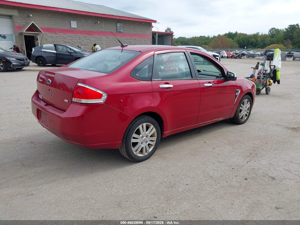 2009 Ford Focus SEL photo 4