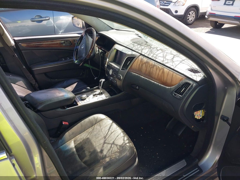 2011 Hyundai Equus Signature photo 5