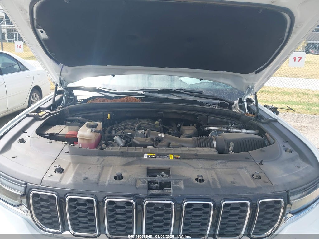 2024 Jeep Grand Cherokee L Limited 4X4 photo 10