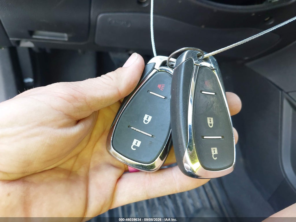 2018 Chevrolet Sonic LT Manual photo 11