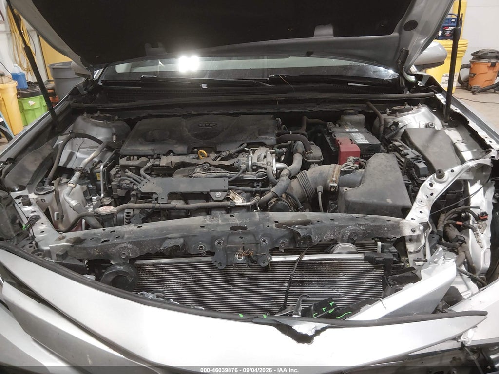 2018 Toyota Camry LE photo 10