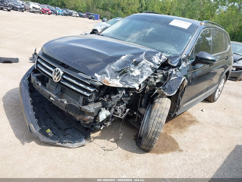 2018 Volkswagen Tiguan 2.0T SE/2.0T SEL photo 2