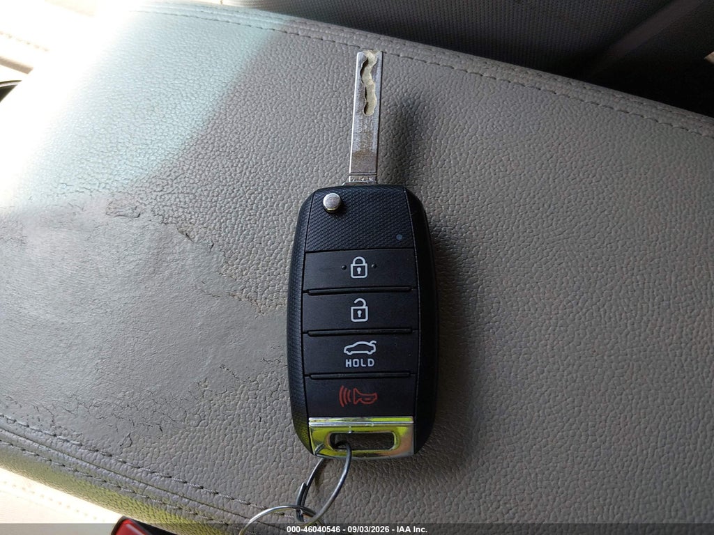 2018 Kia Optima LX photo 11
