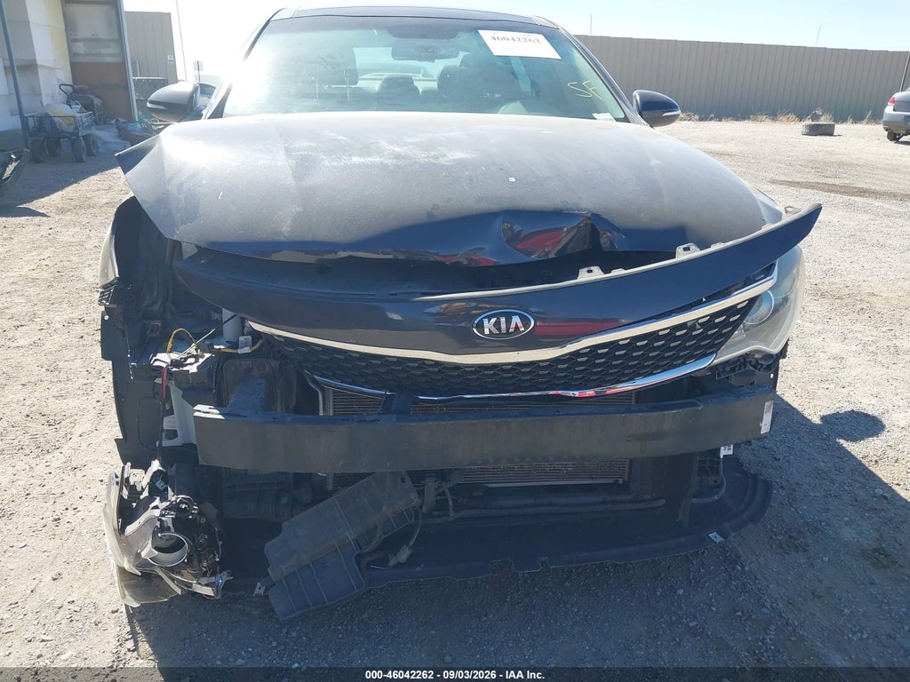 2017 Kia Optima EX photo 6
